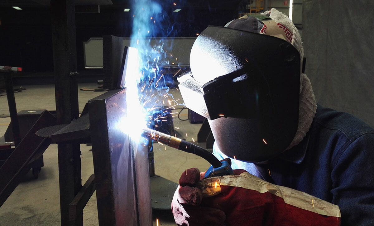 Hướng dẫn cách hàn sắt mỏng không thủng, tiết kiệm vật liệu